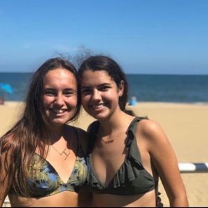 Meet your Posher, Alexandra